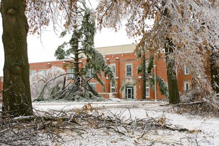 2007 Ice Storm at Northwest 10